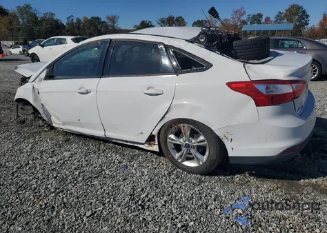 2013 Ford Focus Se z USA, uszkodzony, nr VIN 1FADP3F24DL348238